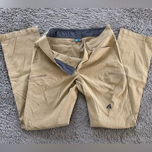 Great condition Eddie Bauer First Ascent 33x34 pants